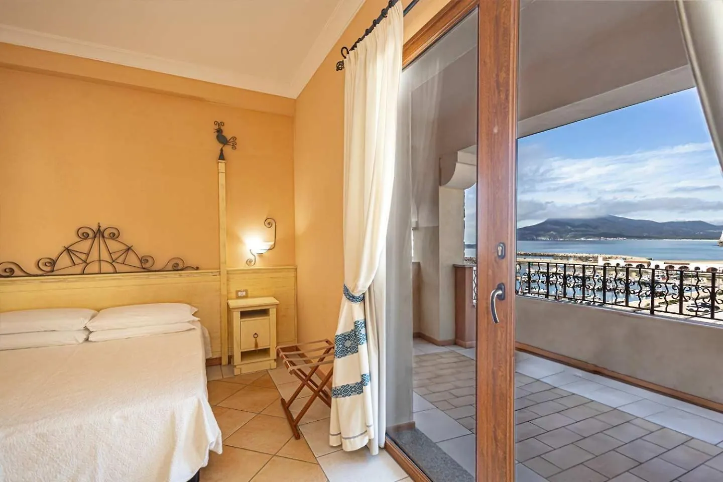 La Rosa Dei Venti Hotel Buggerru 4*,